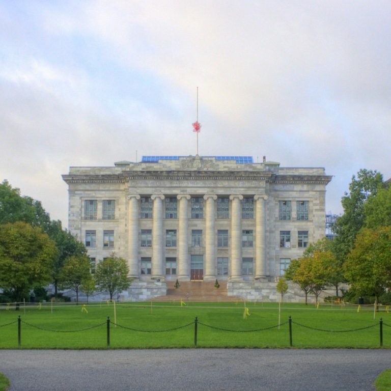 The Massachusetts Medical College of Harvard University relocated to its its current location in Boston