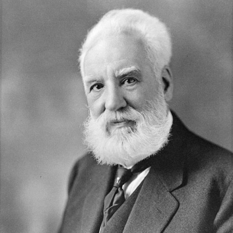 Alexander Graham Bell used metal detector to locate a bullet lodged in the chest of American President James Garfield