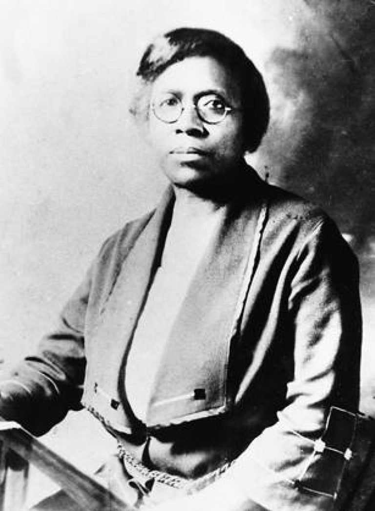 First African-American woman licensed to practice medicine in South Carolina