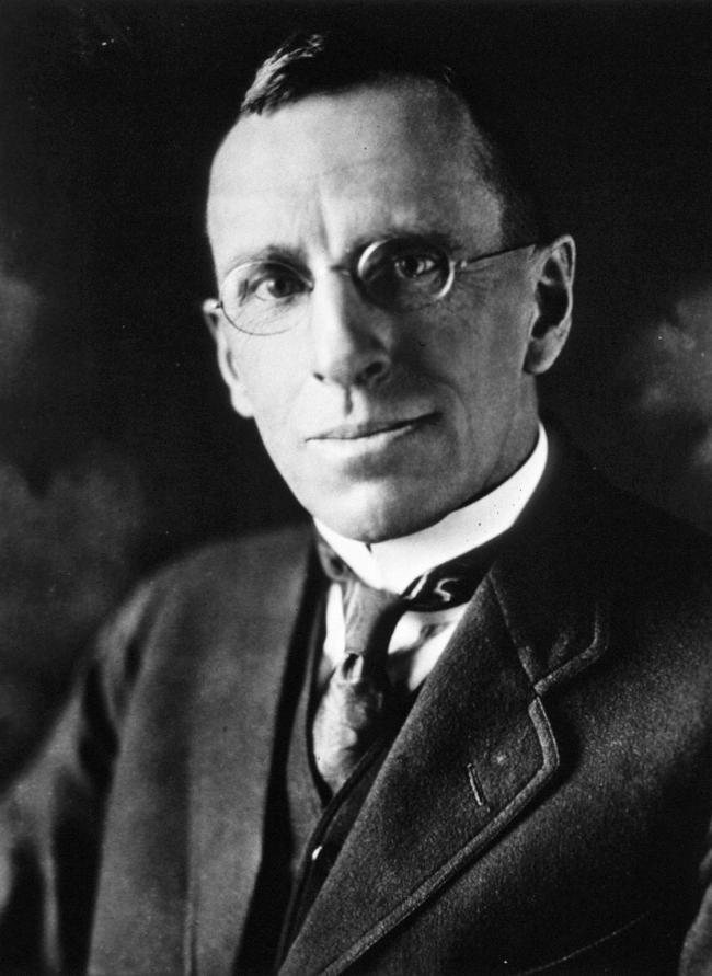 George W. McCoy published a report that was the first involvement of the Hygienic Laboratory in cancer research