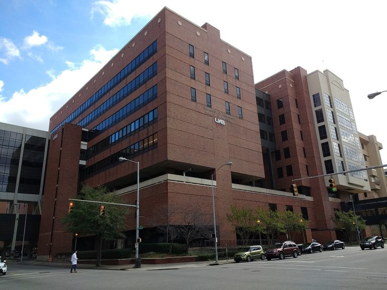 University of Alabama Mecial Center’s new multi-specialty clinic and College of Community Health Sciences opened