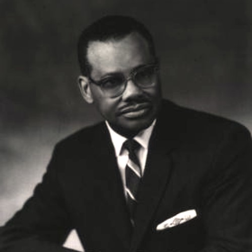 Dr. Leonidas Harris Berry became the first black physician on staff at Michael Reese Hospital in Chicago