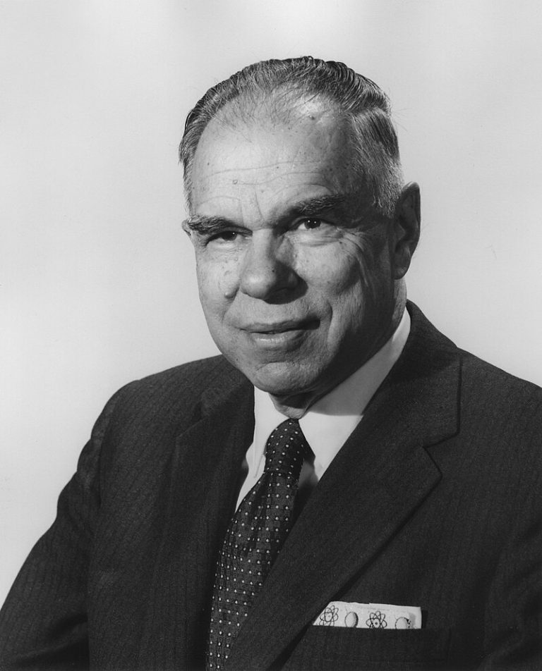 The Priestley Medal was awarded to Glenn Seaborg