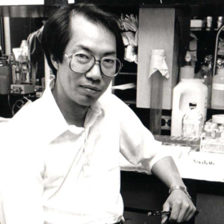 Dr. Tak Wah Mak co-discovered the T-cell receptor and the gene that produces it