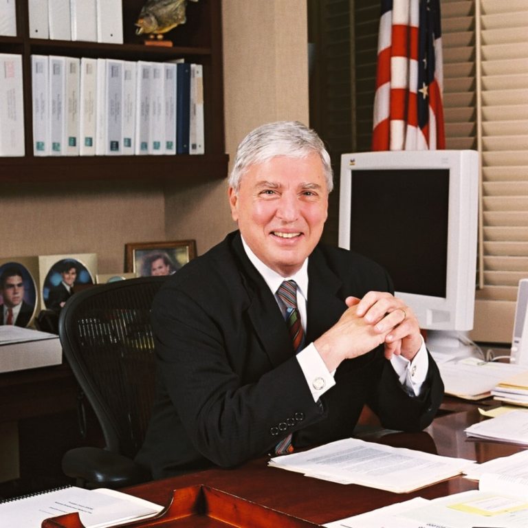 Andrew C von Eschenbach became the twelfth director of the National Cancer Institute, serving until 2006