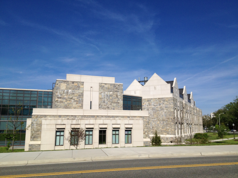 The Virginia Bioinformatics Institute opened Bioinformatics Facility I