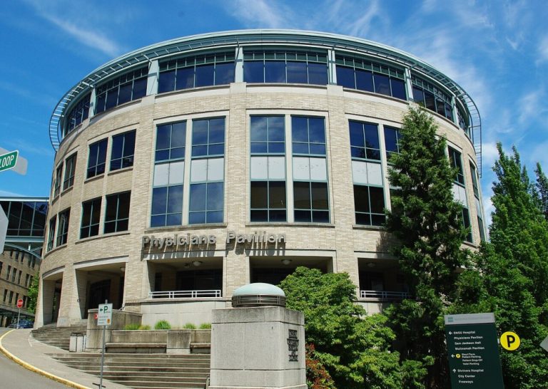 The Physicians Pavilion opened at OHSU on Marquam Hill to provide modern outpatient services