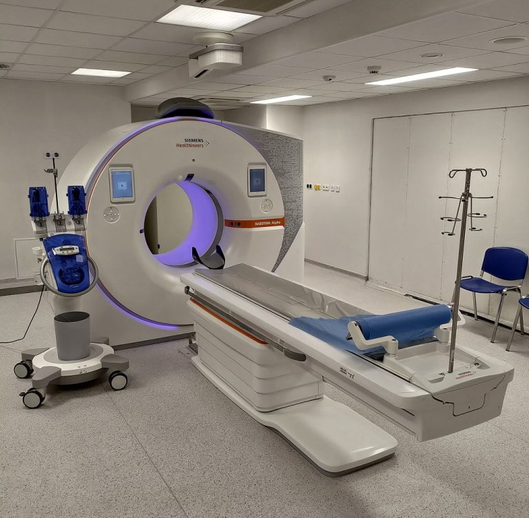 Washington University – St Louis radiation oncologists helped develop the world’s first big bore CT scanner