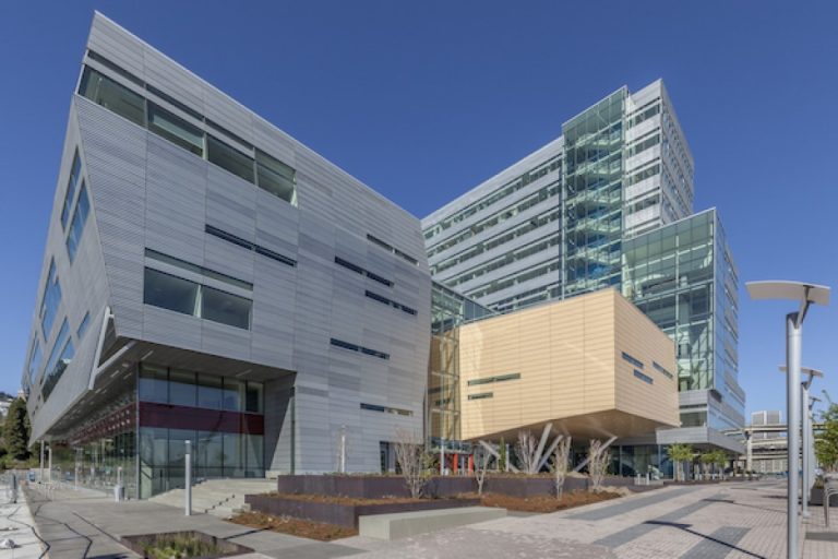 The OHSU/OSU Collaborative Life Sciences Building and Skourtes Tower ‘Topped Out’