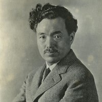 Japanese immunologist and bacteriologist Hideyo Noguchi discovered in 1913 that Treponema pallidumﾠ(syphilitic spirochete) was the cause of syphilis