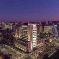 Siteman Cancer Center debuted the first single-vault proton therapy center in the country