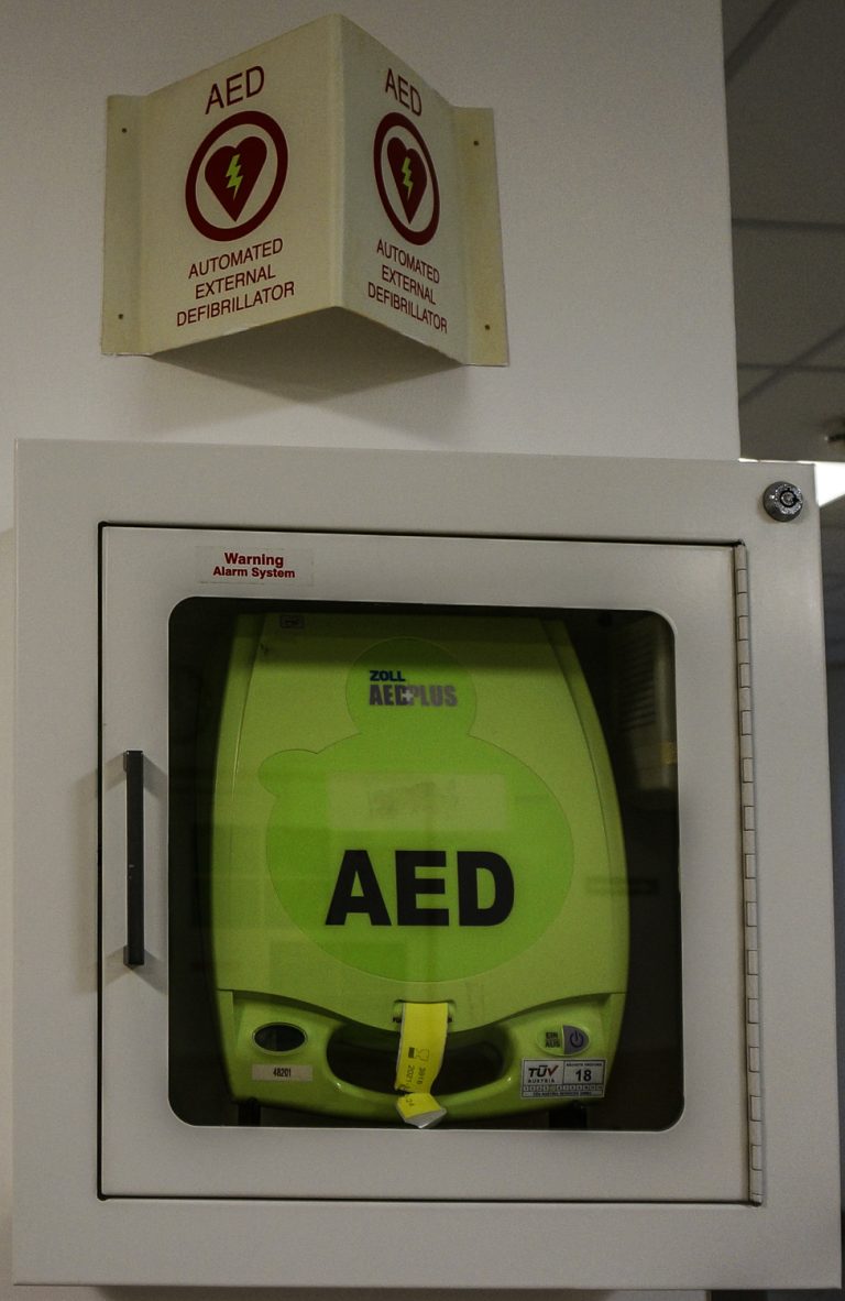 New approach to defibrillation may improve cardiac arrest outcomes