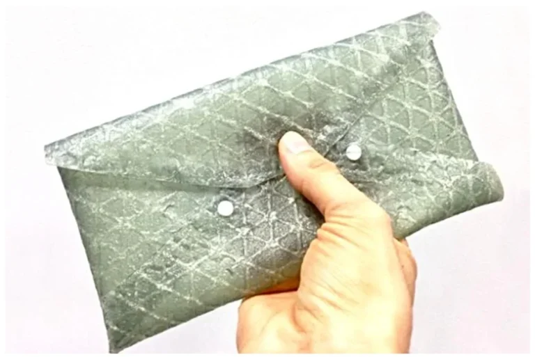 Tufts Silklab Created Leather-like Material from Silk Proteins