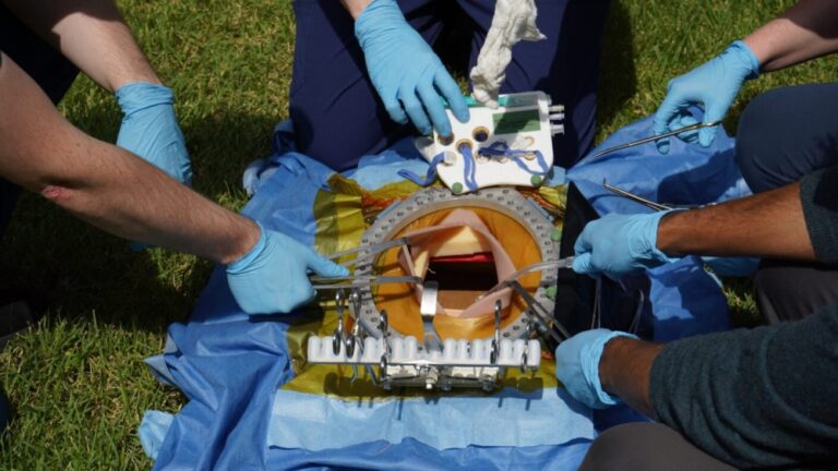 Researchers Announce a phone book-sized surgical kit designed for the world’s most extreme environments